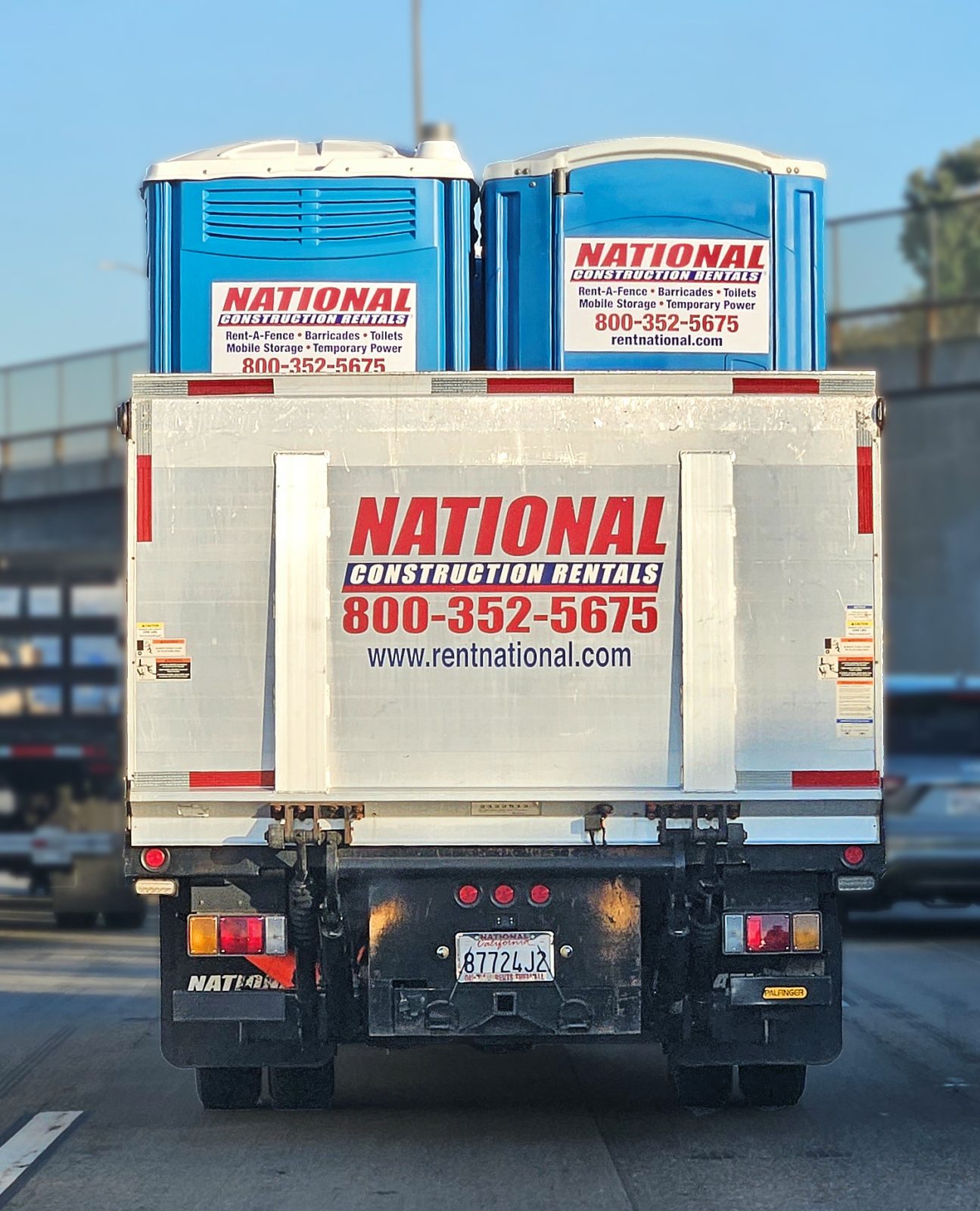 national construction rentals image with rental equipment