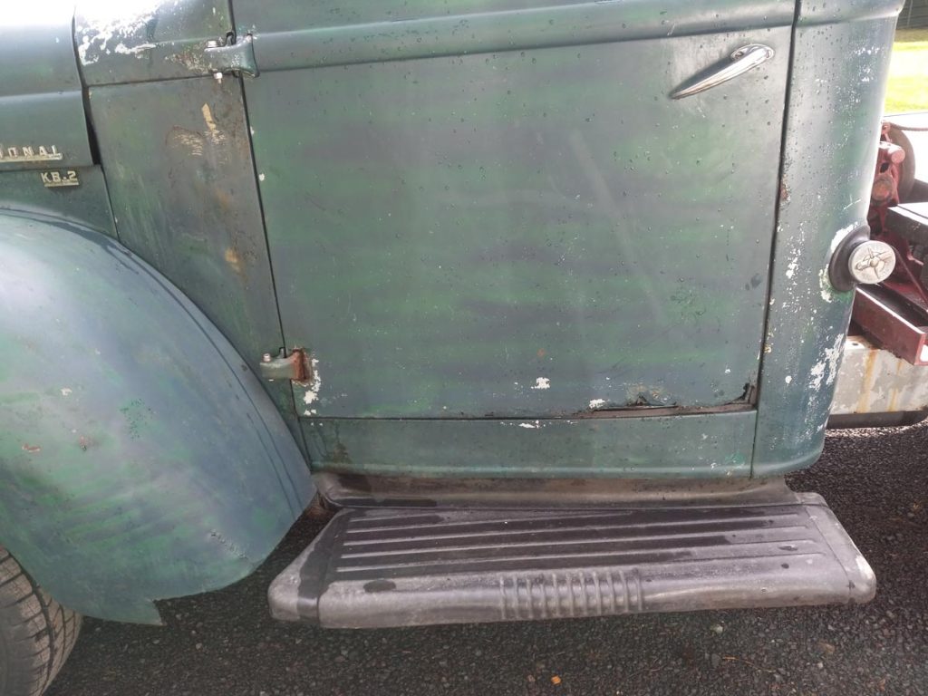 kb-2 truck door before restoration