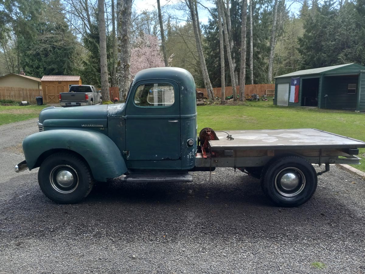 kb-2 truck before restoration side view